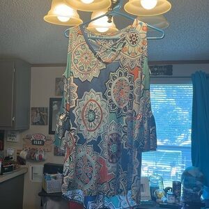 Cold shoulder dress shirt